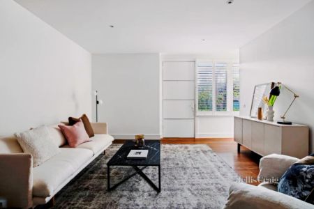 3 Bed, 3 Bath - Photo 2