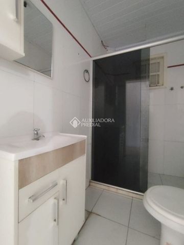 Casa com 2 quartos e 175m² para alugar em Fátima, Canoas. - Photo 4