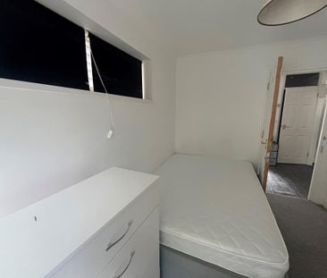 4 bedroom house share to rent - Photo 6