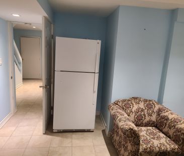 For Lease - 9 Ness Road, Brampton, Ontario - Photo 6