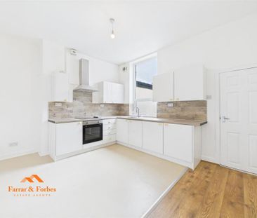 1 bedroom in a house share to rent - Photo 4