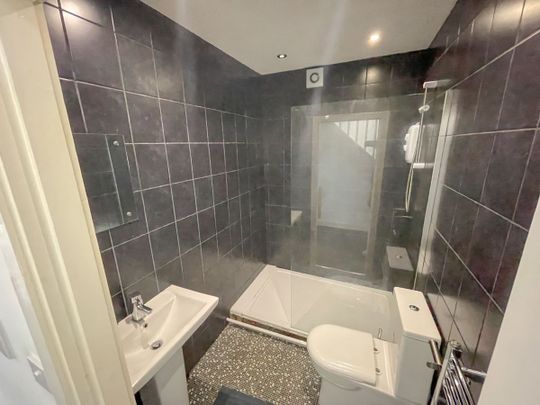 Romer Road, Liverpool. - Photo 1