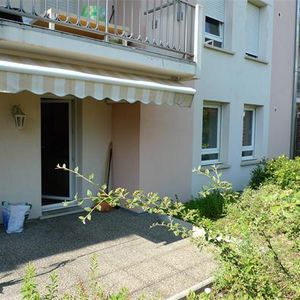 Location Appartement 3 pièces 63m² - Photo 2