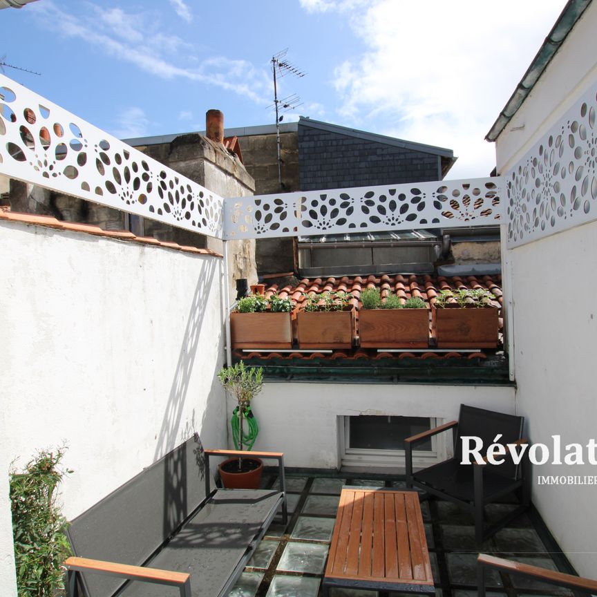 Location Appartement 4 pièces 112m² BORDEAUX 33000 - Photo 1