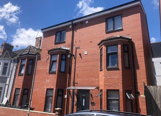 1 bedroom flat to rent - Photo 1