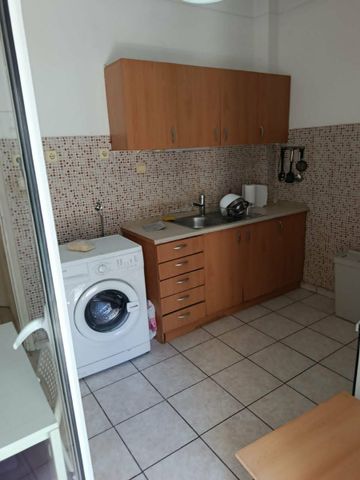 Studio/Γκαρσονιέρα για ενοικίαση Κουλέ Καφέ (Άνω Πόλη) - Photo 4