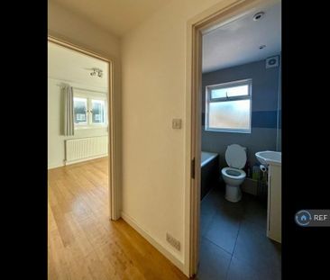 1 bedroom terraced house to rent - Photo 5