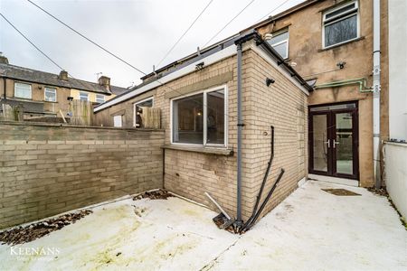 Princess Street, Church, Accrington - Photo 3