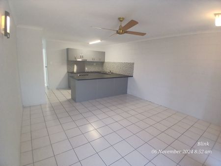 4/22 Roberts Street, 4812, Hermit Park - Photo 2