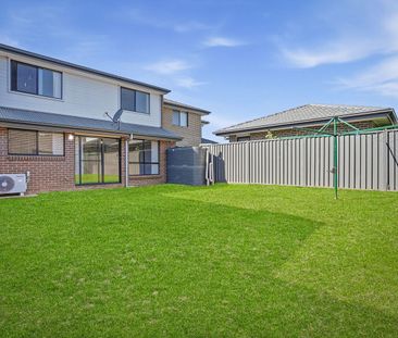 4 Bedroom home !! - Photo 6