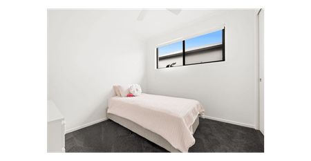 Contemporary Poolside Living Made Easy - Photo 5