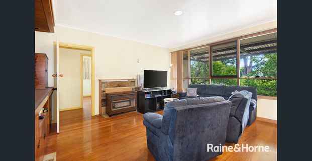 For Lease 6 months: Charming Family Home at 6 Jolly Street, Dandenong - Photo 1