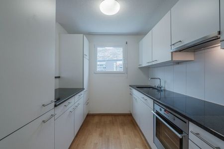 Living in the middle of the center and yet in a quiet location - Photo 4