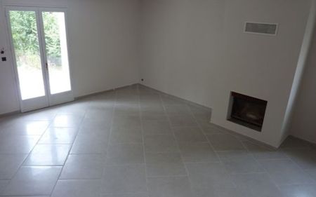 Maison à louer 3 pièces • 87,42 m2 Saint-Pantaléon-de-Larche - Photo 2