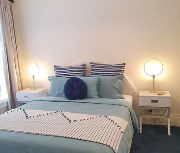Stunning apartment above the Whanganui Awa - Photo 3