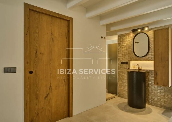 Luxury penthouse loft La marina Ibiza for seasonal rental