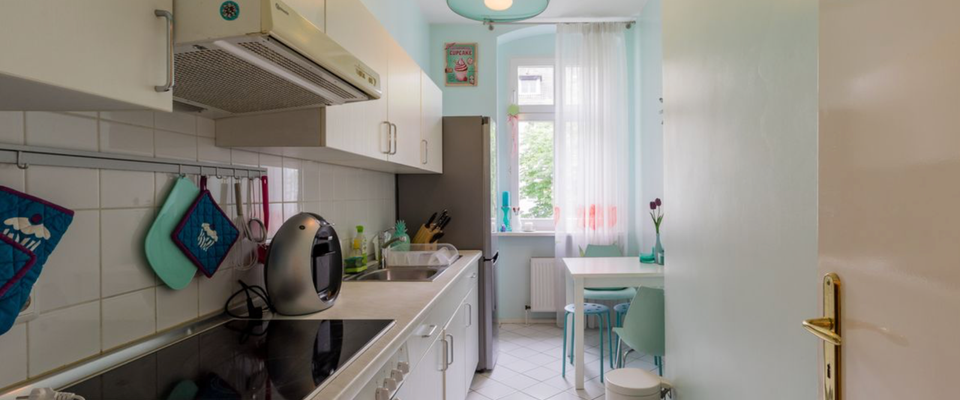 Charmante und helle 2-Zimmer Wohnung mit Balkon ab dem 01.01.2026 - Photo 1