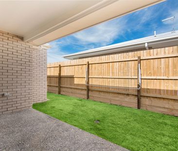 3 Bedroom Duplex! - Photo 2