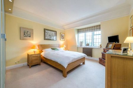 3 bedroom flat to rent - Photo 5