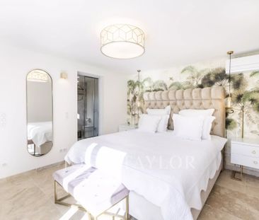 Maison à louer Tourrettes Sur Loup, Cote d'Azur, France7 000 EUR / ... - Photo 2