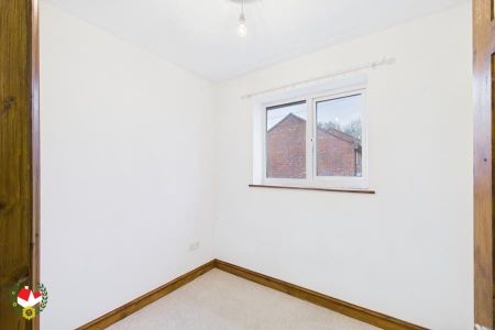Beech Close, Hardwicke, Gloucester - Photo 5