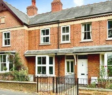 3 bedroom terraced house to rent - Photo 2