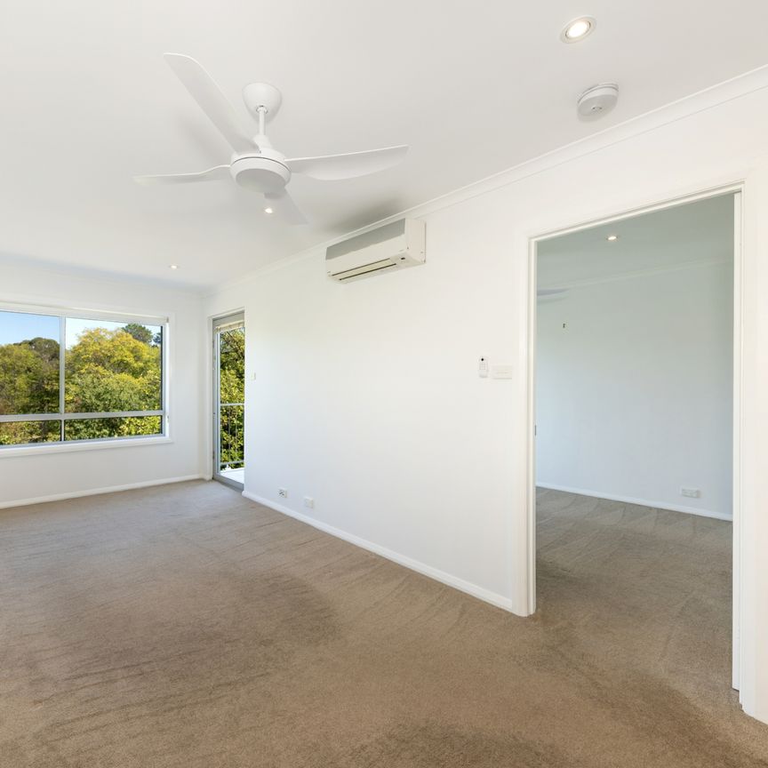 Light and Bright - Leafy, Treetop Views - Photo 1