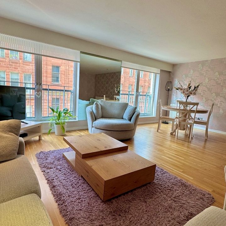 2 Bed Flat, High Street, G1 - Photo 1