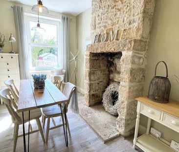 3 bedroom semi-detached house to rent - Photo 2