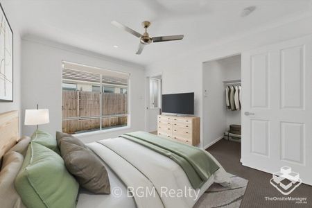 Near new 4 bedroom family home - Photo 3