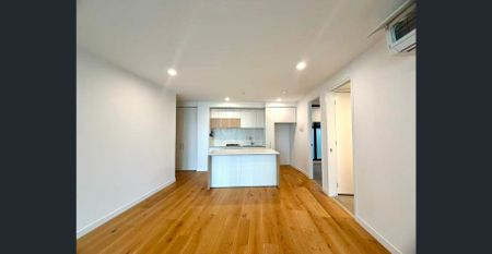 TWO BEDROOM and TWO BATHROOM APARTMANT - Photo 3