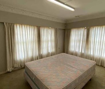 Boarding House on 225 Saint George Street, Papatoetoe - Photo 1