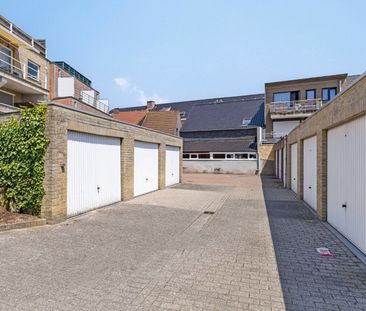 Ruim appartement met 2 slpks en garagebox in het centrum van Geel ! - Photo 6