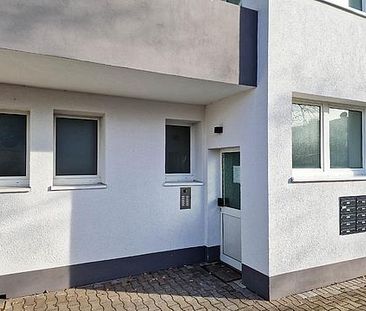 Sanierte Wohnung nebst Balkon und Duschbad - Foto 1