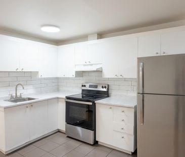 5½ à Louer — Côte-des-Neiges–Notre-Dame- - Photo 3