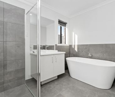 Brand New Family Living in Redstone Estate - Photo 5