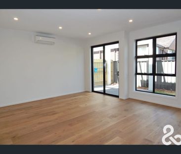 PERFECT LOCATION AND CLOSE TO THE RING ROAD - Photo 2