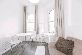 Studio Flat, High Street, NW10 - Photo 1