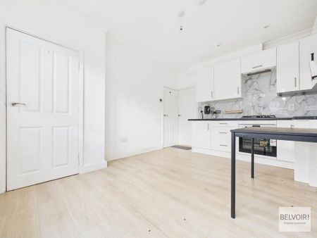 2 bedroom semi-detached house to rent - Photo 5