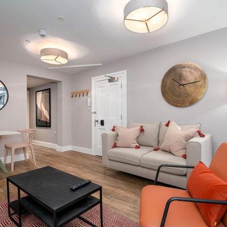 2 bedroom serviced apartment to rent - Photo 4