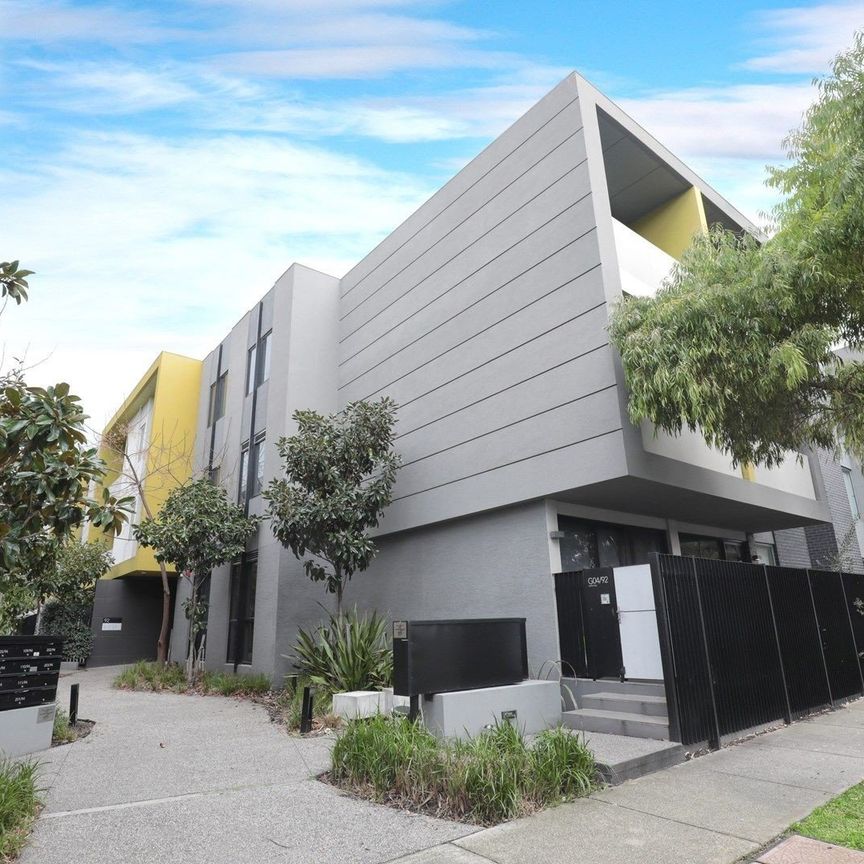 3/92 Cade Way, Parkville - Photo 1