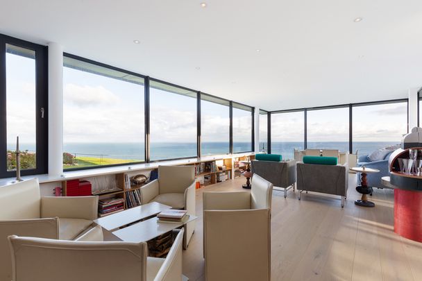 Oceanfront House, Howth, Co. Dublin, D13 E6V3 - Photo 1