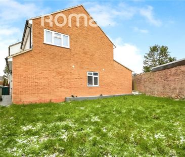 Elizabethan Close, Stanwell, Staines-upon-Thames, Surrey, TW19 7QL - Photo 1