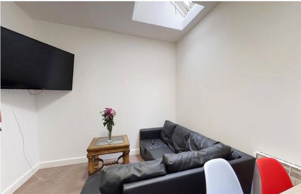 4 bedroom house share to rent - Photo 1