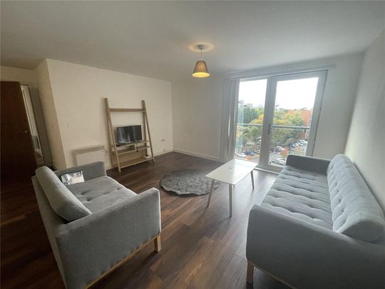 3 bedroom apartment to rent - Photo 1