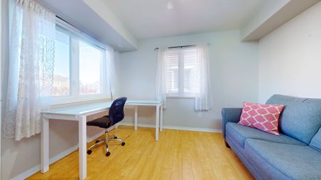 For Lease - 4975 Southampton Drive Unit# 148, Mississauga, Ontario - Photo 4