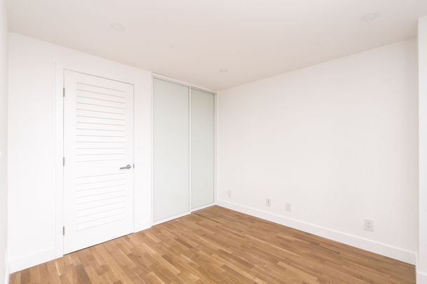 800 Richmond Street West - Photo 1