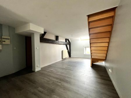 Location Appartement 4 pièces 82m² - Photo 3