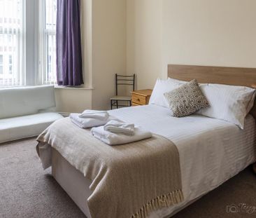 4 bedroom house share to rent - Photo 1