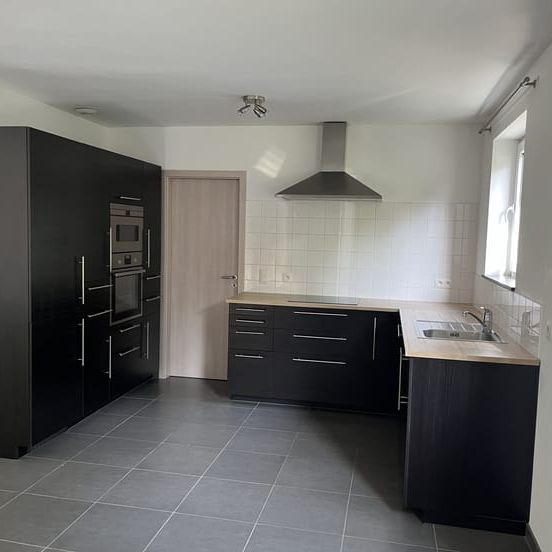 Appartement te huur - Photo 1